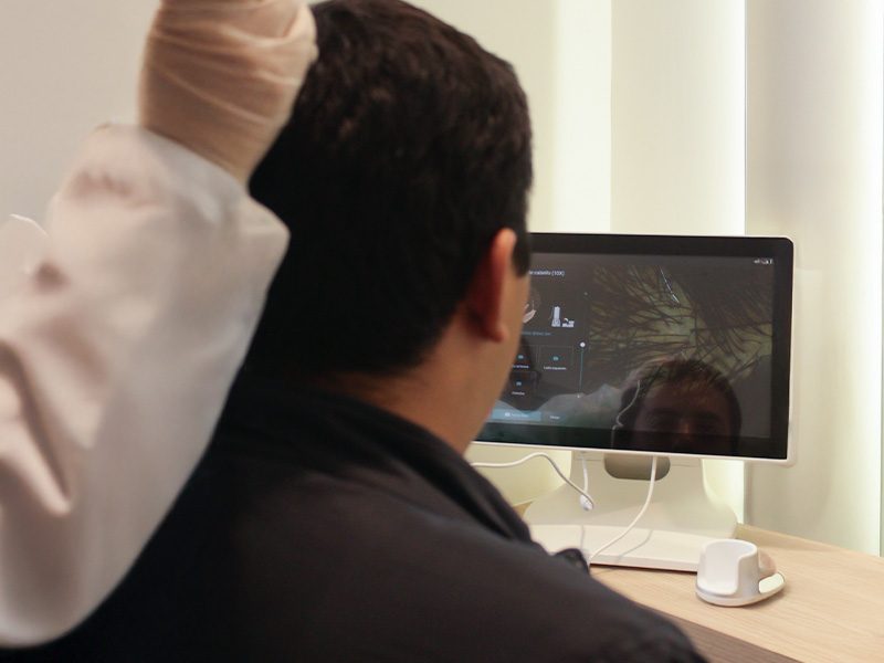 page-procedimientos-esteticos-terapia-capilar-banner-1